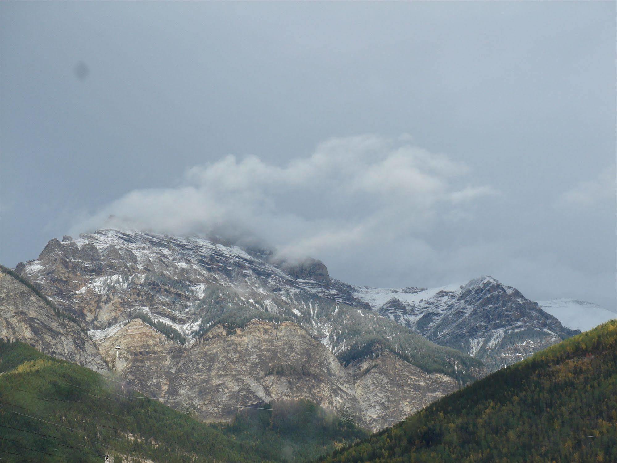 Kicking Horse Kabins Golden Exteriér fotografie